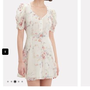 LoveShackFancy puff sleeve floral Cora dress. Size XS. worn twice. Runs short.